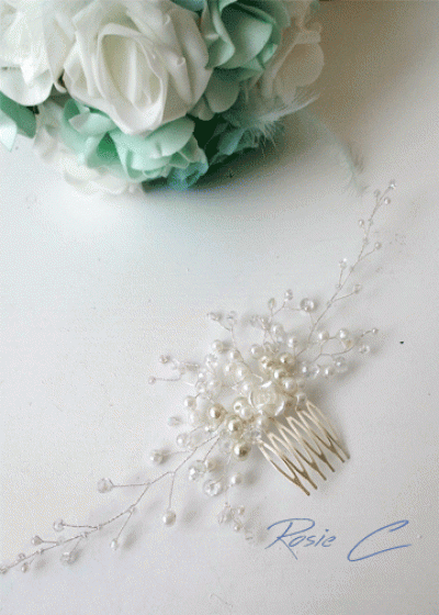 Сватбен гребен- украса за коса с перли и кристали модел White Rose мини